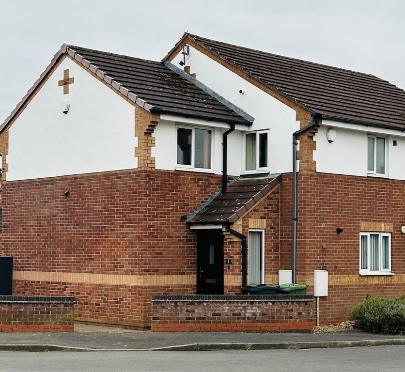 Property photo 2 of 21