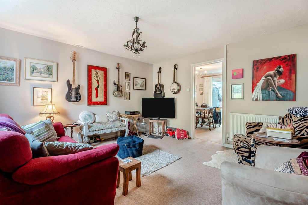 Property photo 3 of 22