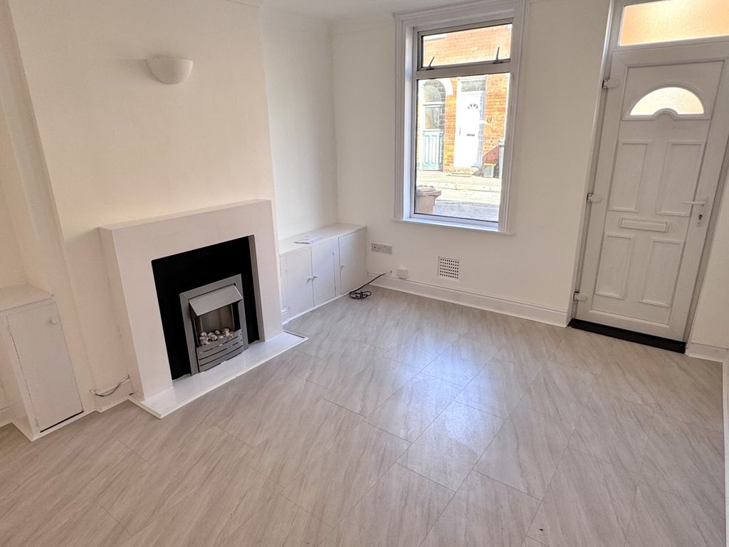 Property photo 3 of 17 Img_6316