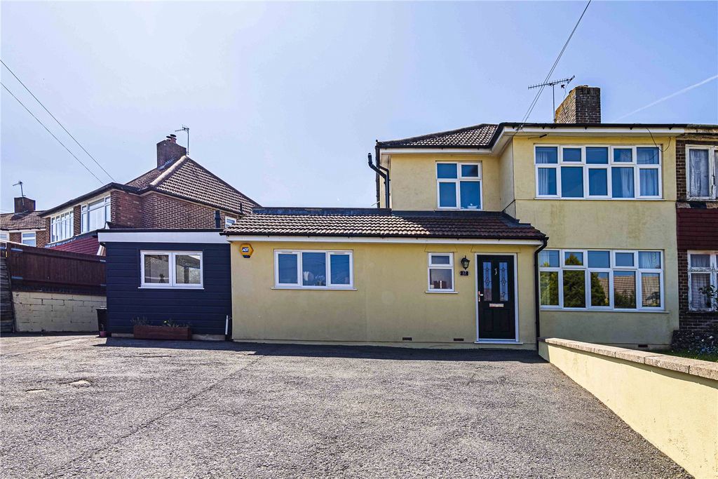 Property photo 1 of 23 Picture No. 32