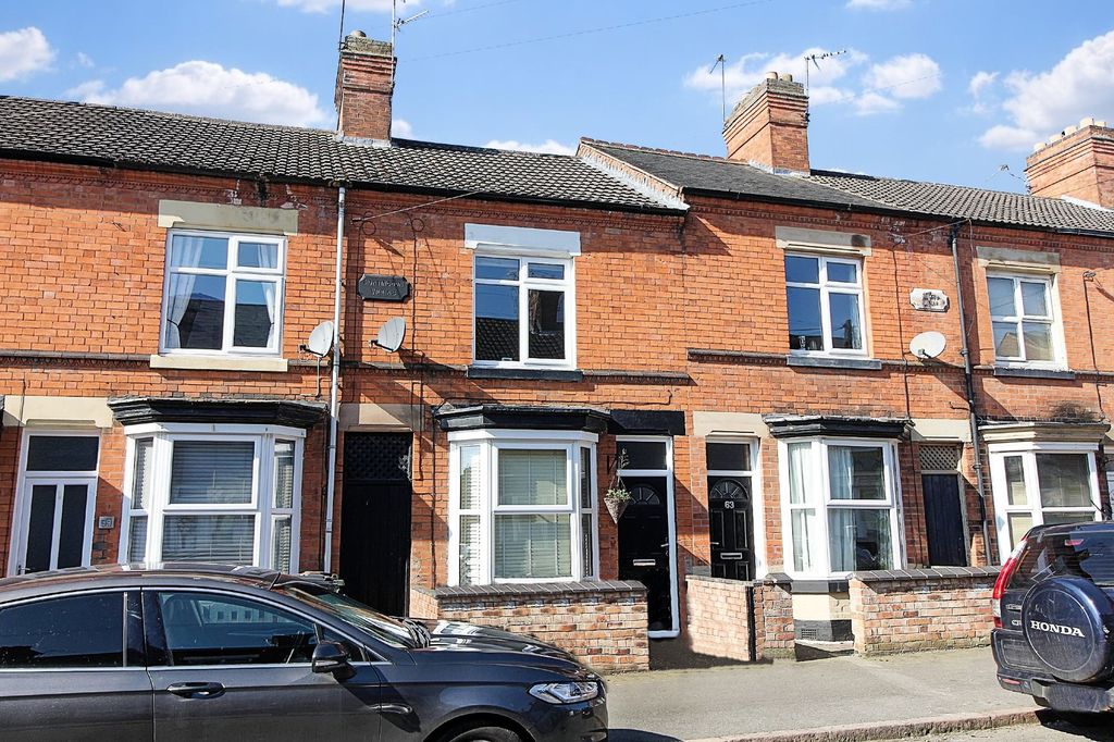 Property photo 1 of 18
