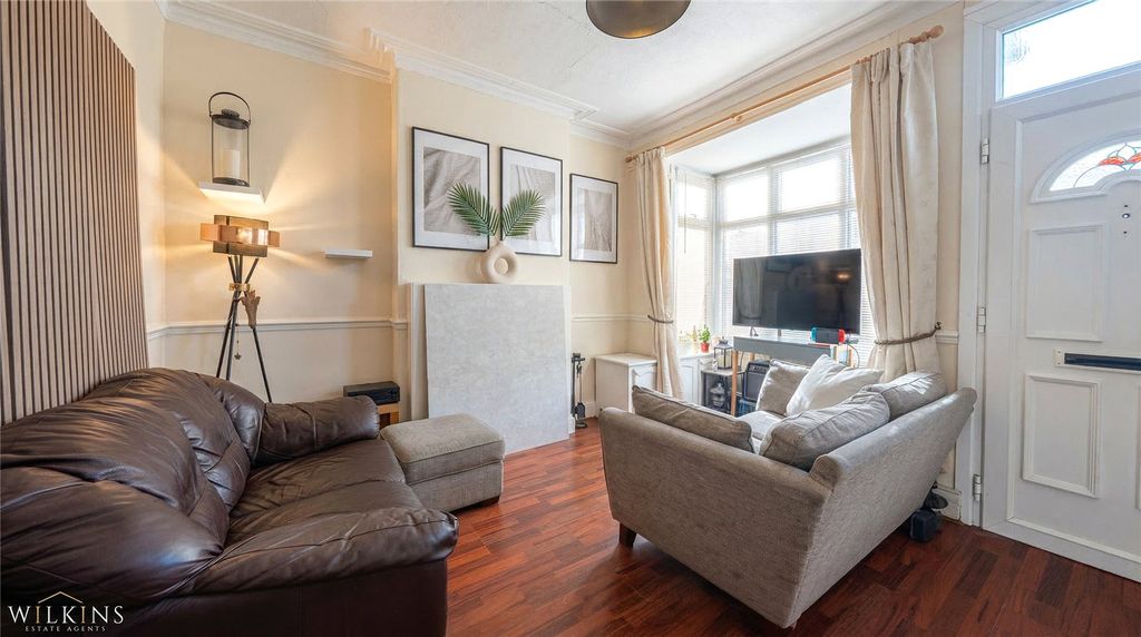 Property photo 2 of 20 Picture No. 06