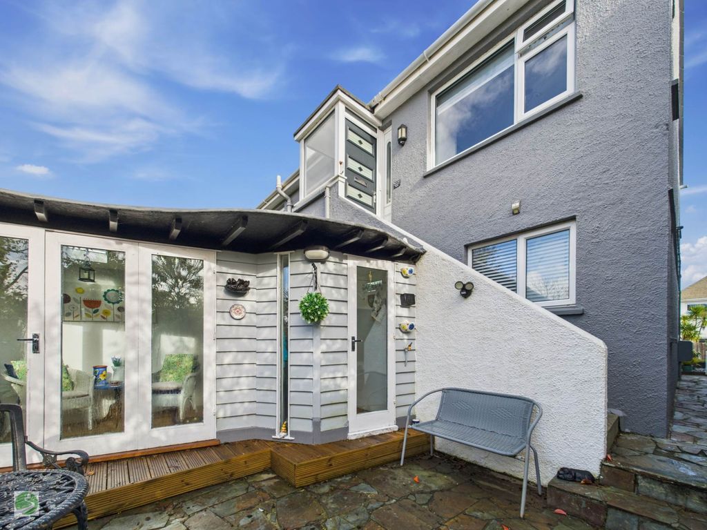 Additional image 5 of 2 bed flat for saleBay View Road, East Looe PL13