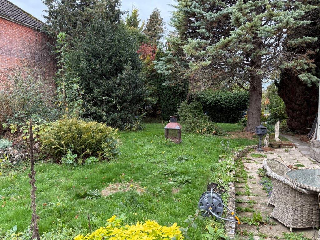 Property photo 2 of 4