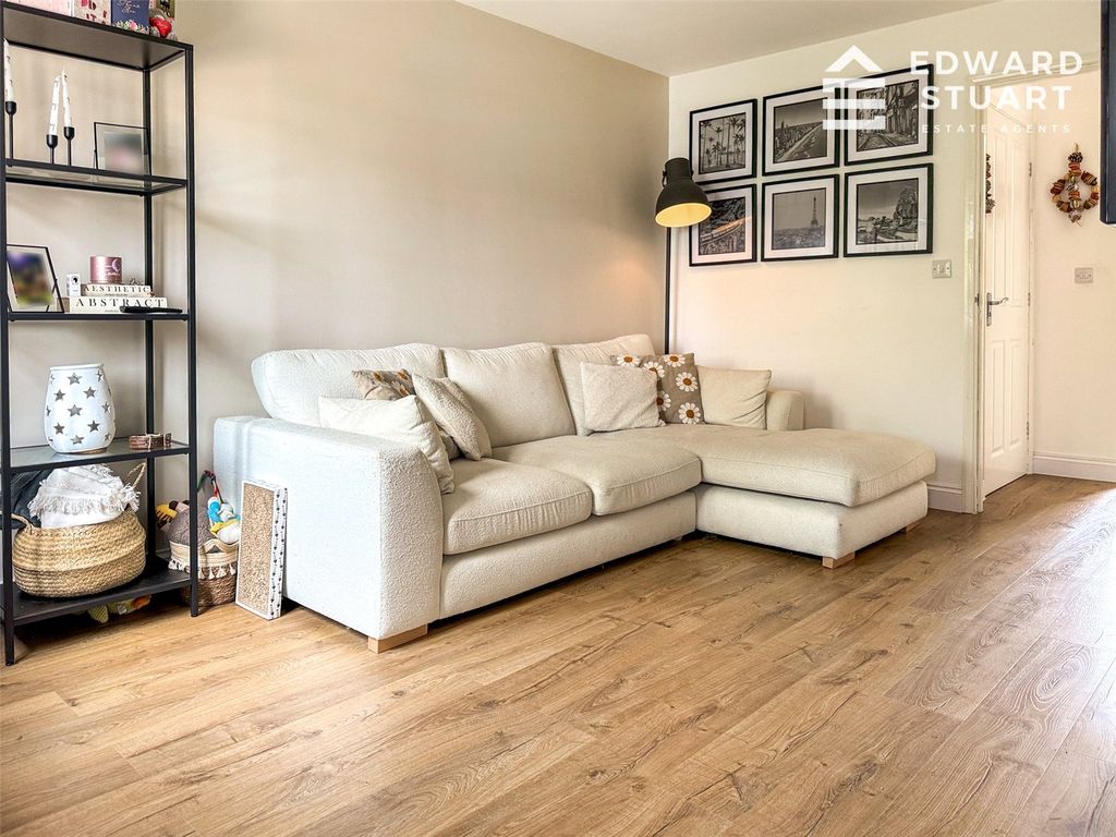 Property photo 2 of 14 Picture No. 05