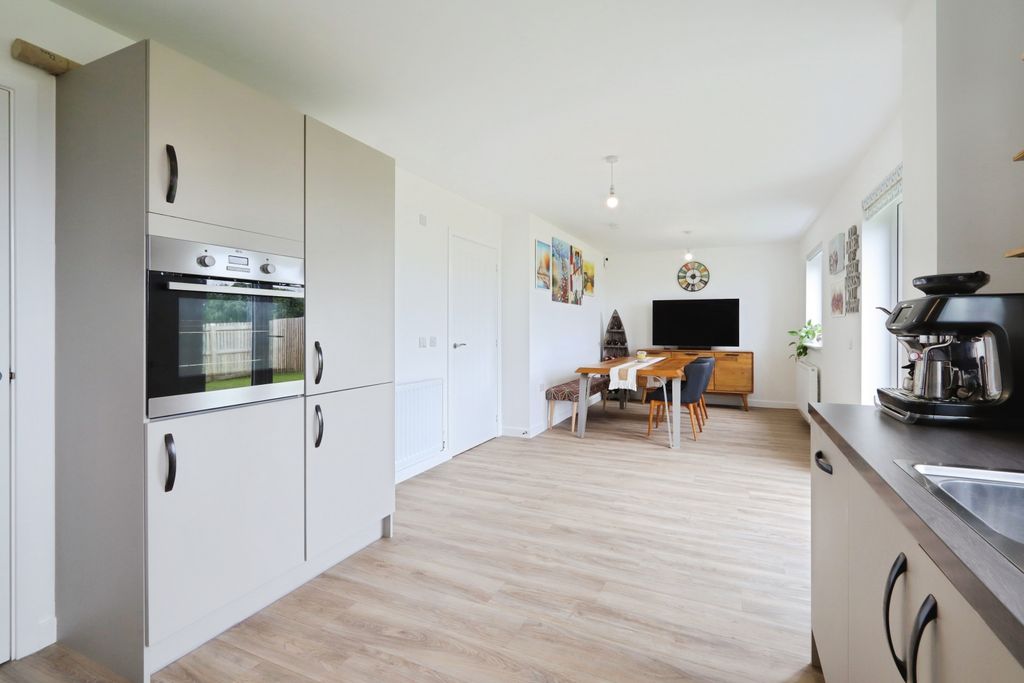 Additional image 9 of 4 bed detached house for saleArisaig Grove, Hamilton ML3