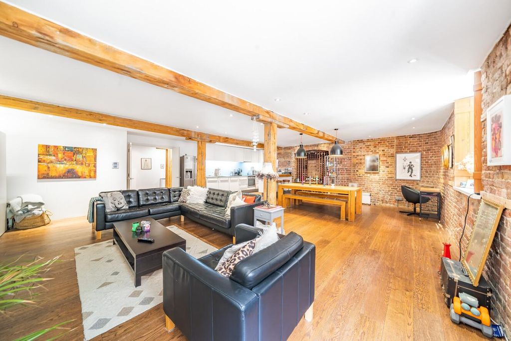 Property photo 1 of 16 Picture 1