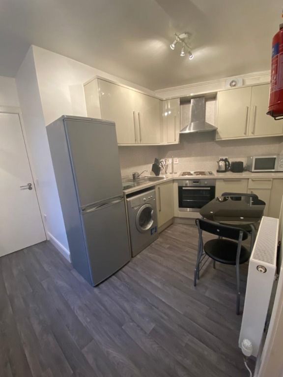 Property photo 3 of 10 Photo 3