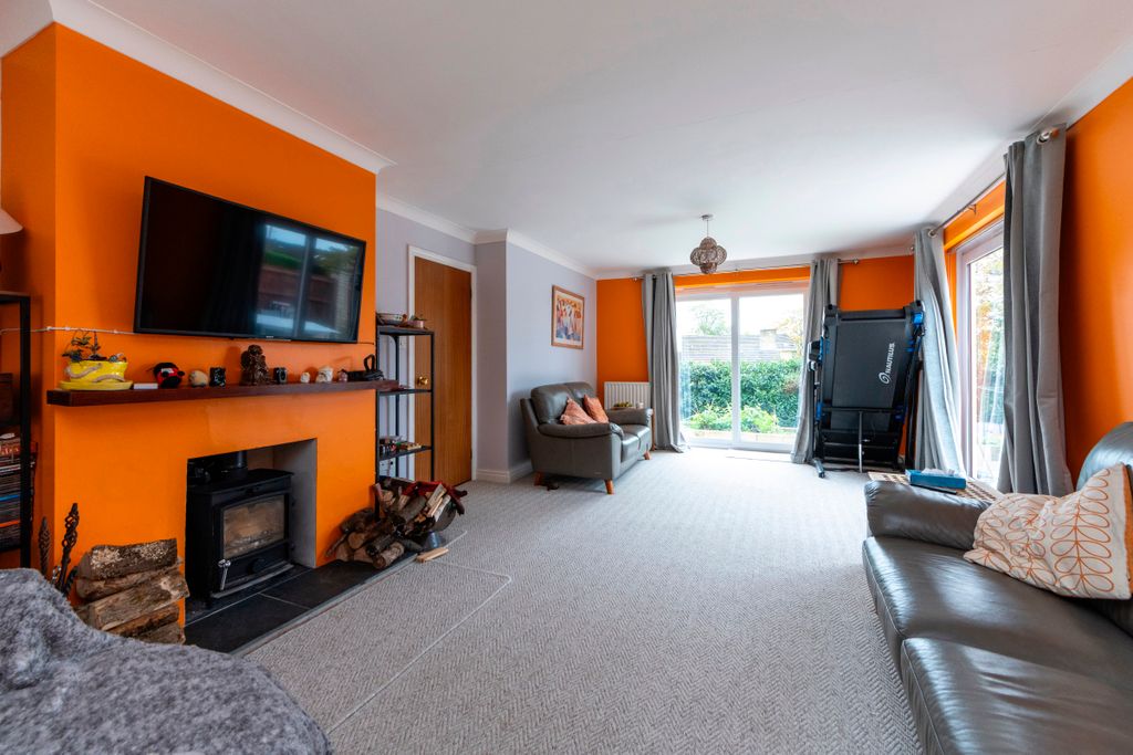 Property photo 2 of 15