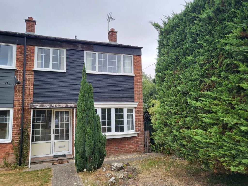 Property photo 1 of 9 Front