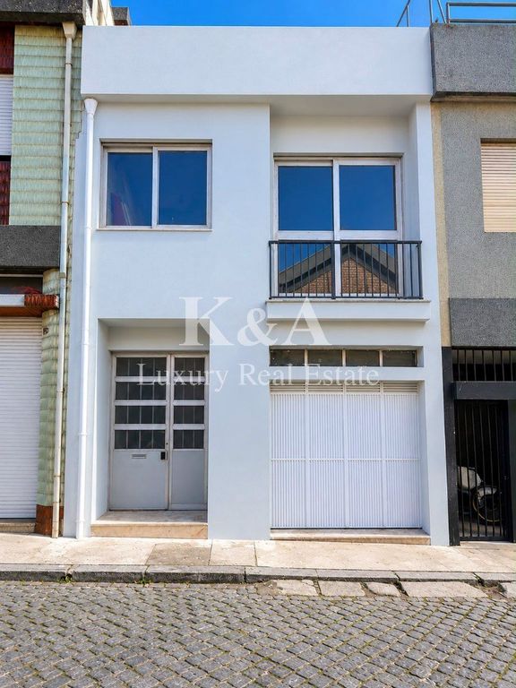 Property photo 2 of 3