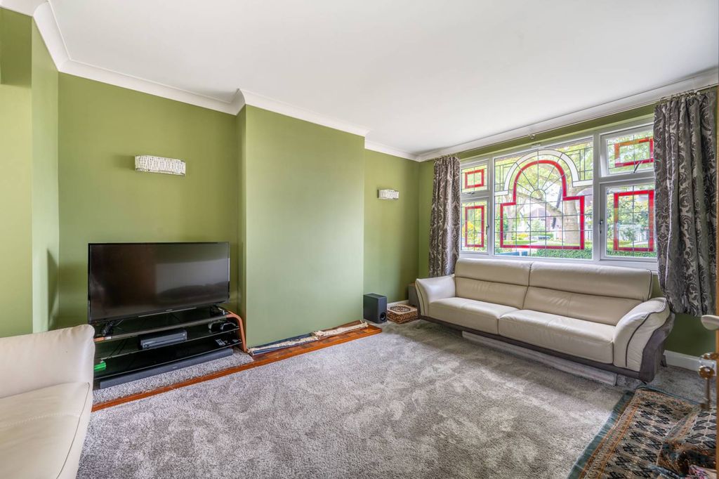 Property photo 2 of 12