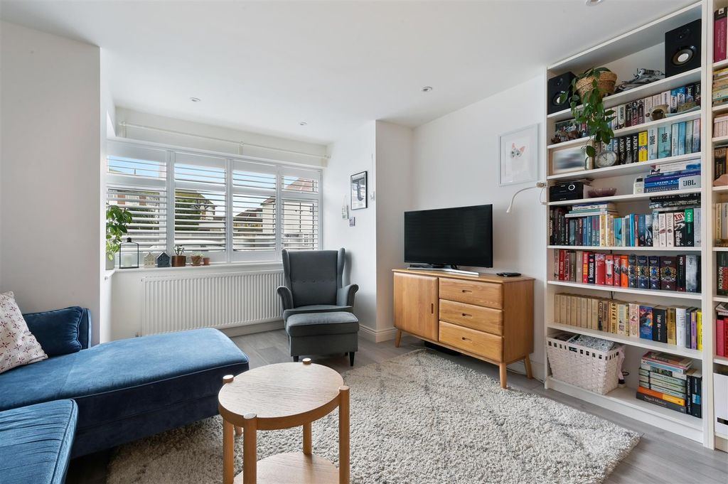 Property photo 1 of 11 Ashburton Road, 4A, 1-1.Jpg