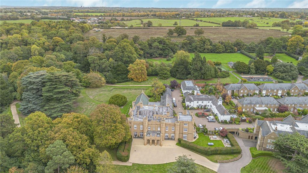 Property photo 2 of 31 Picture No. 46