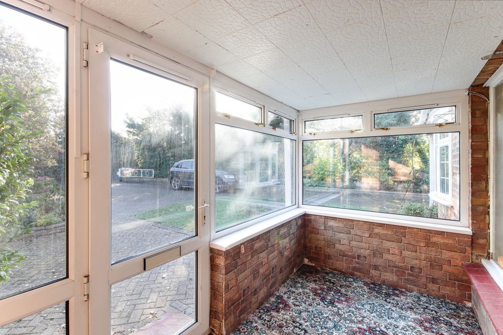 Property photo 3 of 18