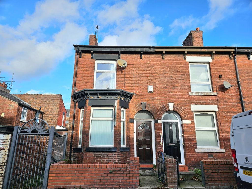 Property photo 2 of 13