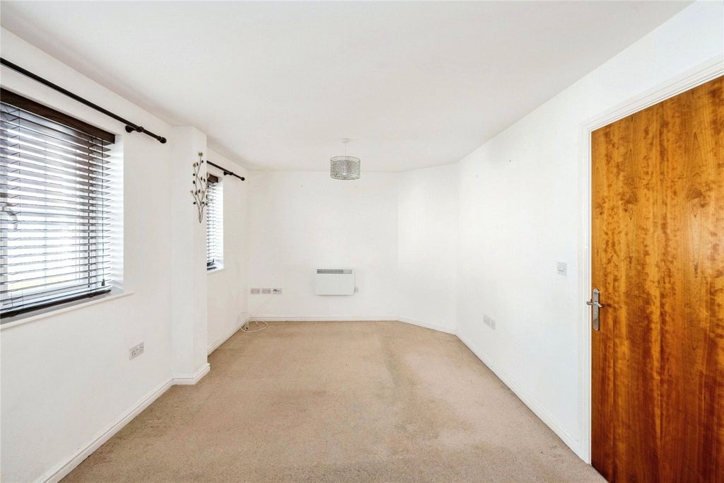 Property photo 2 of 15 Photography