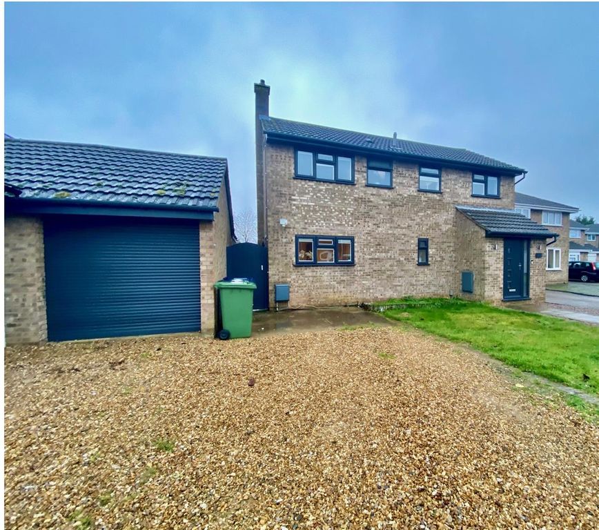 Property photo 1 of 32