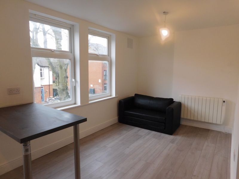 Property photo 3 of 8 Photo 2