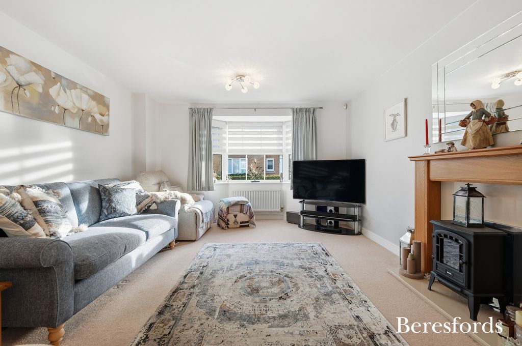 Property photo 2 of 23 Picture No. 25