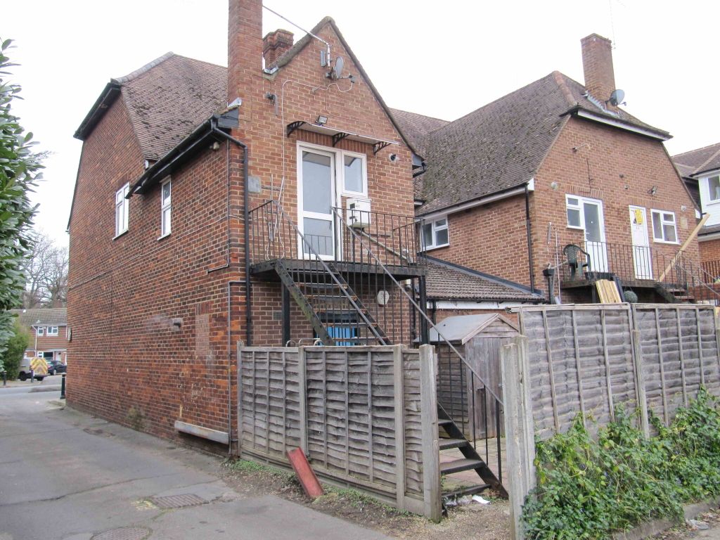 Property photo 1 of 9 Rear Aspect