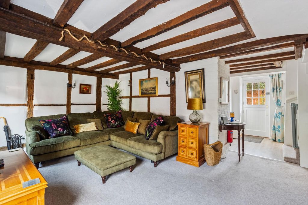 Property photo 2 of 14 Sitting Room