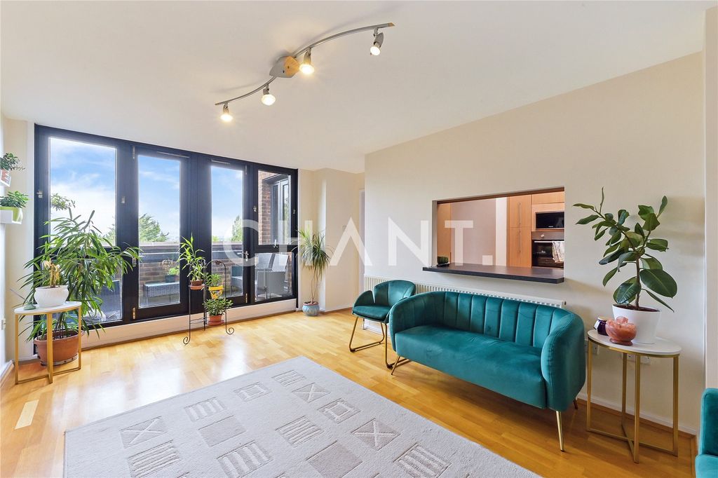 Property photo 1 of 9 Picture No. 05