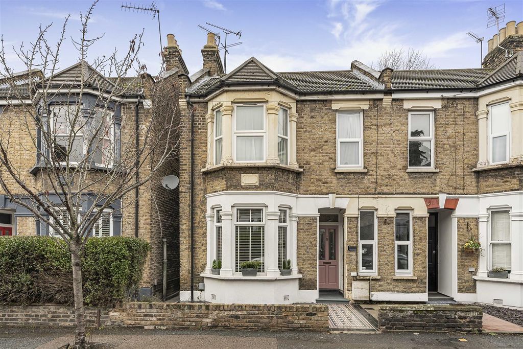 Property photo 2 of 30 3