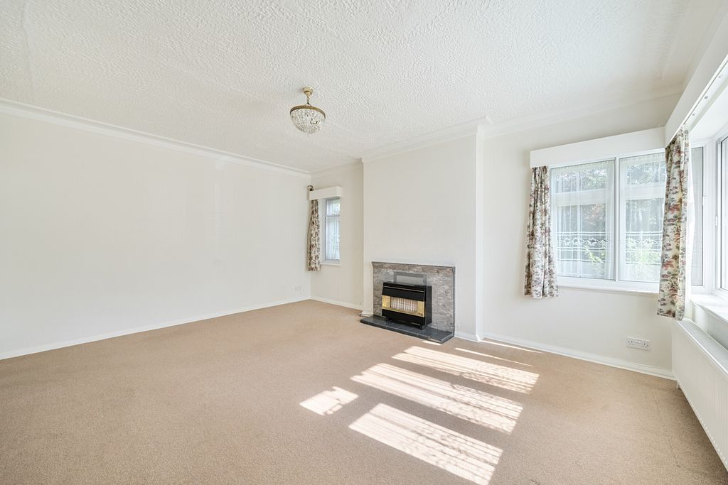 Property photo 3 of 18 1325583-13-6870Cf...