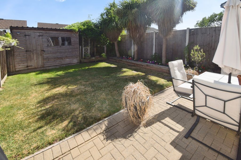 Property photo 3 of 13 New Rear Garden