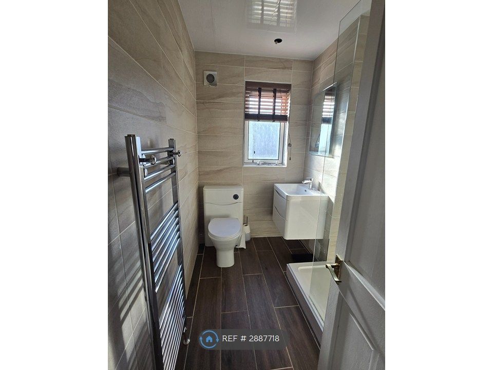 Additional image 4 of 3 bed flat to rentCamelon, Falkirk FK1