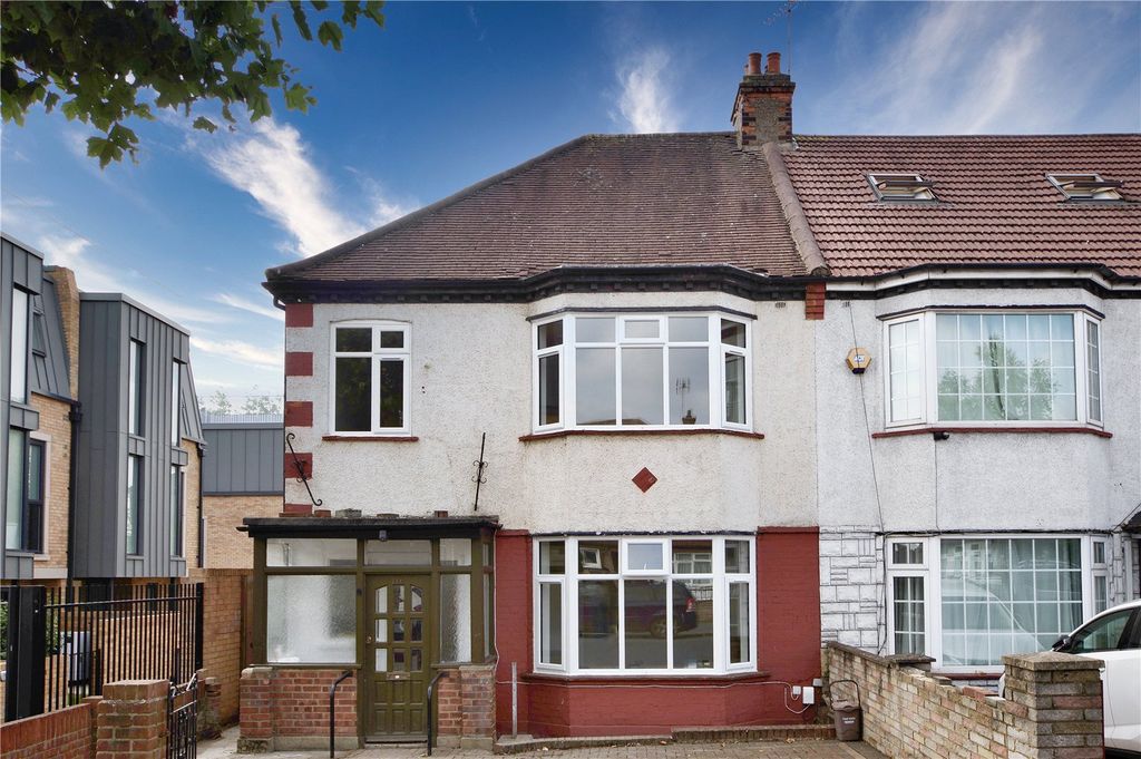 Property photo 1 of 19 Picture No. 32