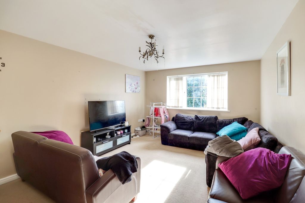 Property photo 3 of 10 Img_2942-Img_2944