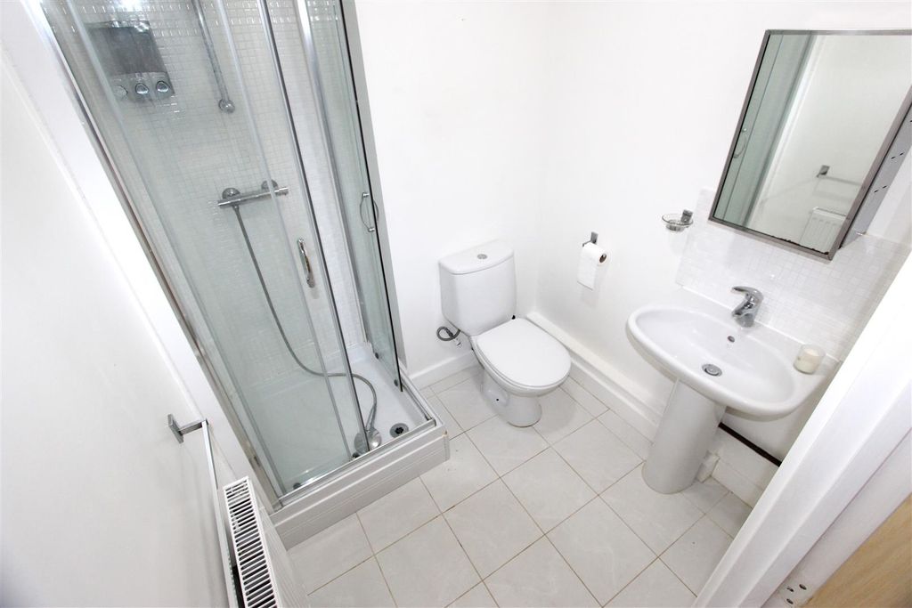Property photo 2 of 8 6.Jpg
