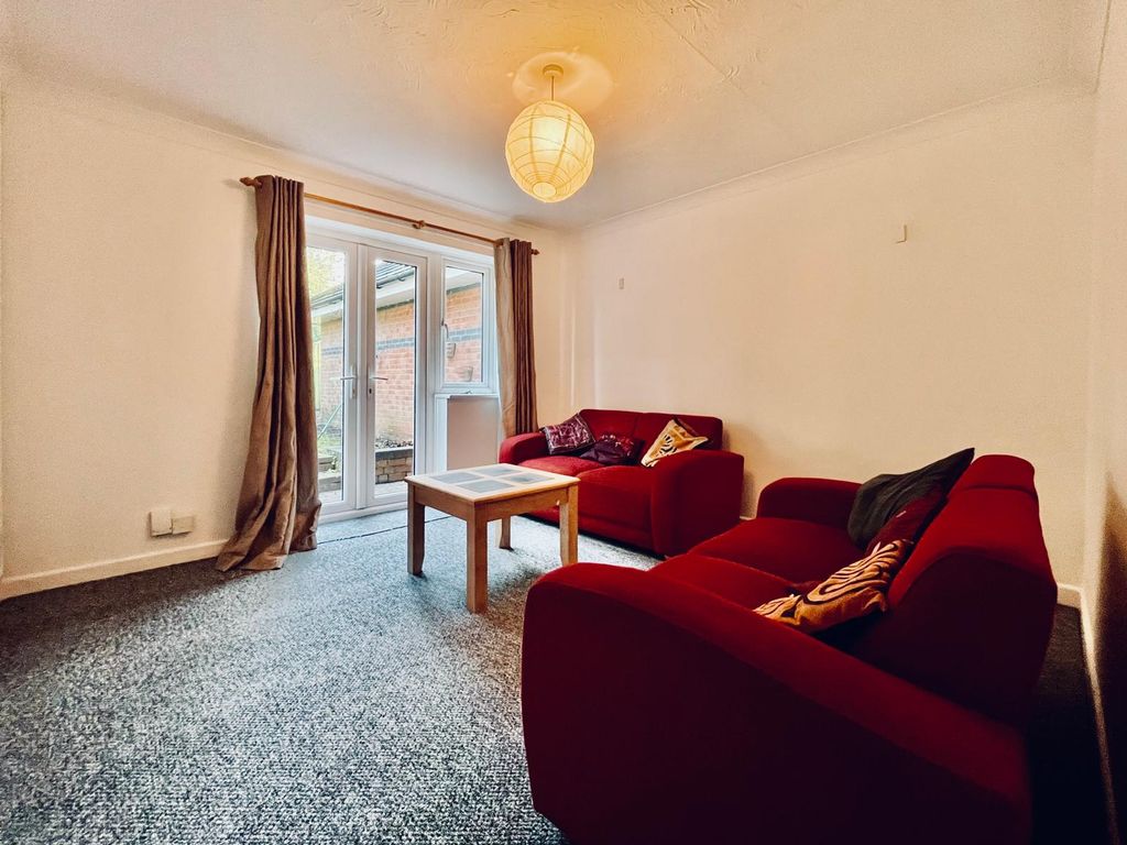 Property photo 3 of 9