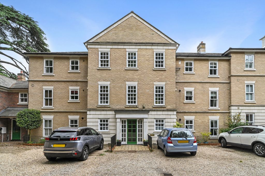2 bed flat for saleLexden Park, Lexden, Colchester CO3