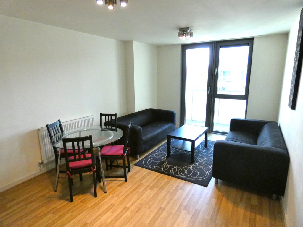 Property photo 2 of 23