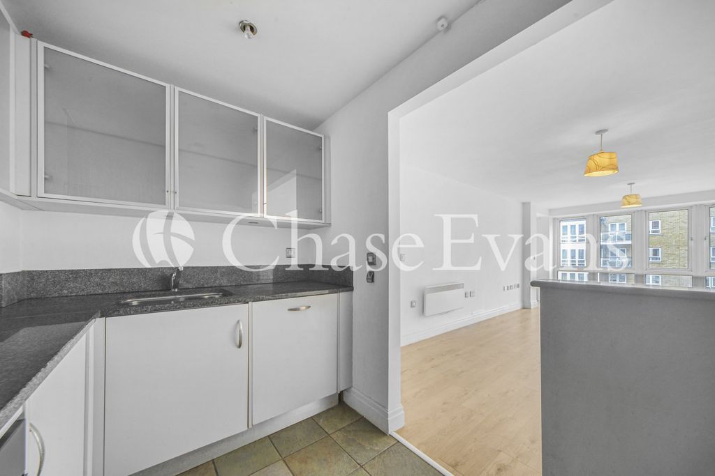 Property photo 1 of 23 Kitchen