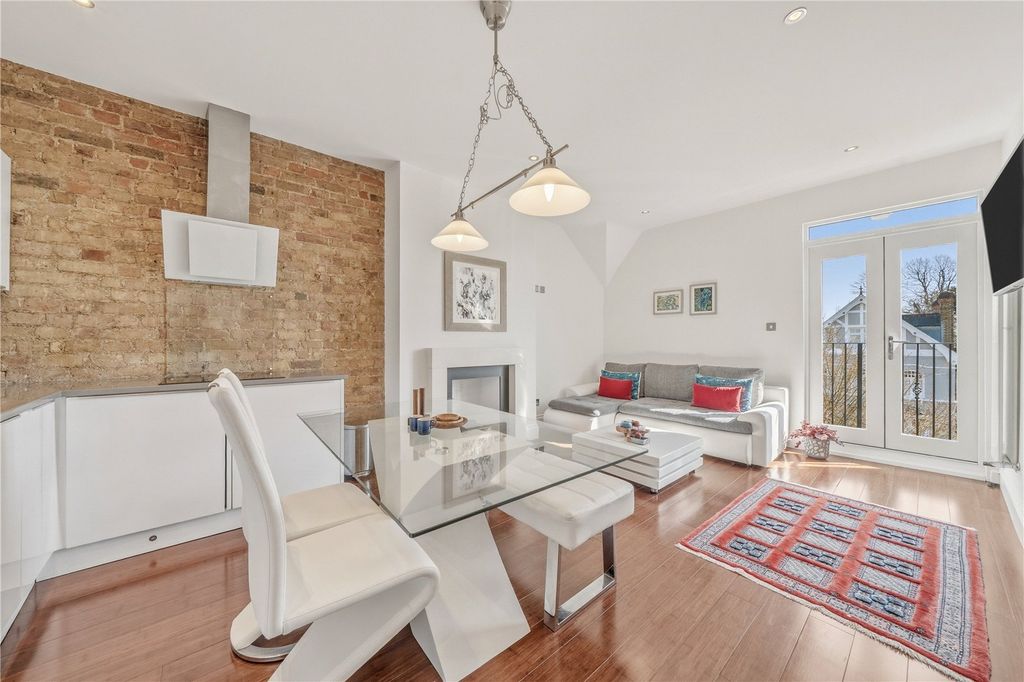 Property photo 2 of 9 Reception Room