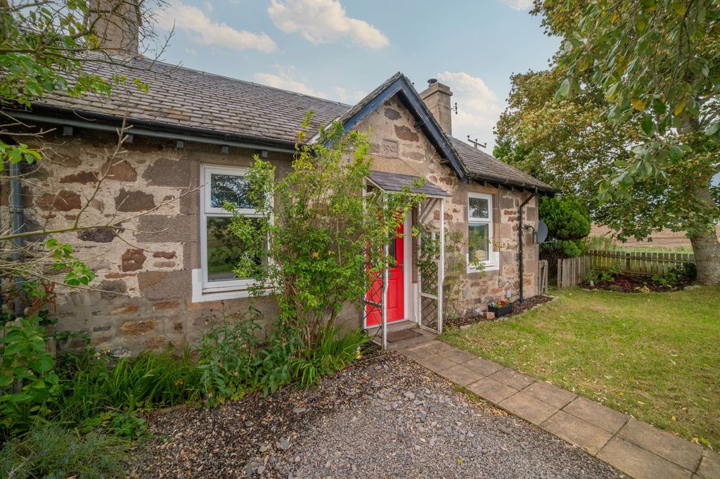 Property photo 3 of 29
