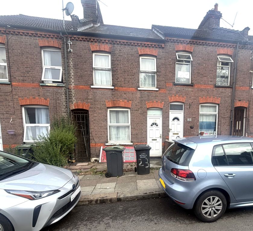 Property photo 2 of 12
