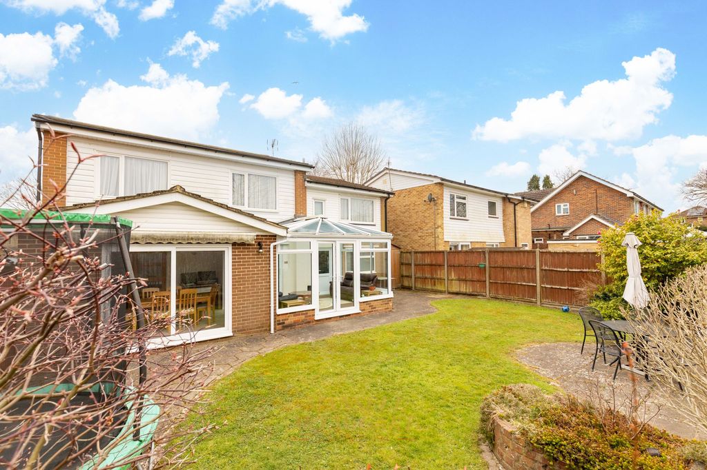 Additional image 24 of 4 bed detached house for saleArtel Croft, Crawley RH10