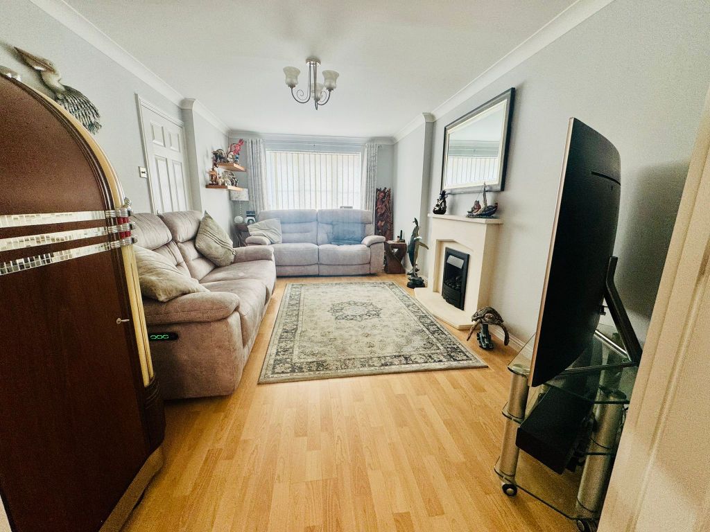 Property photo 3 of 16