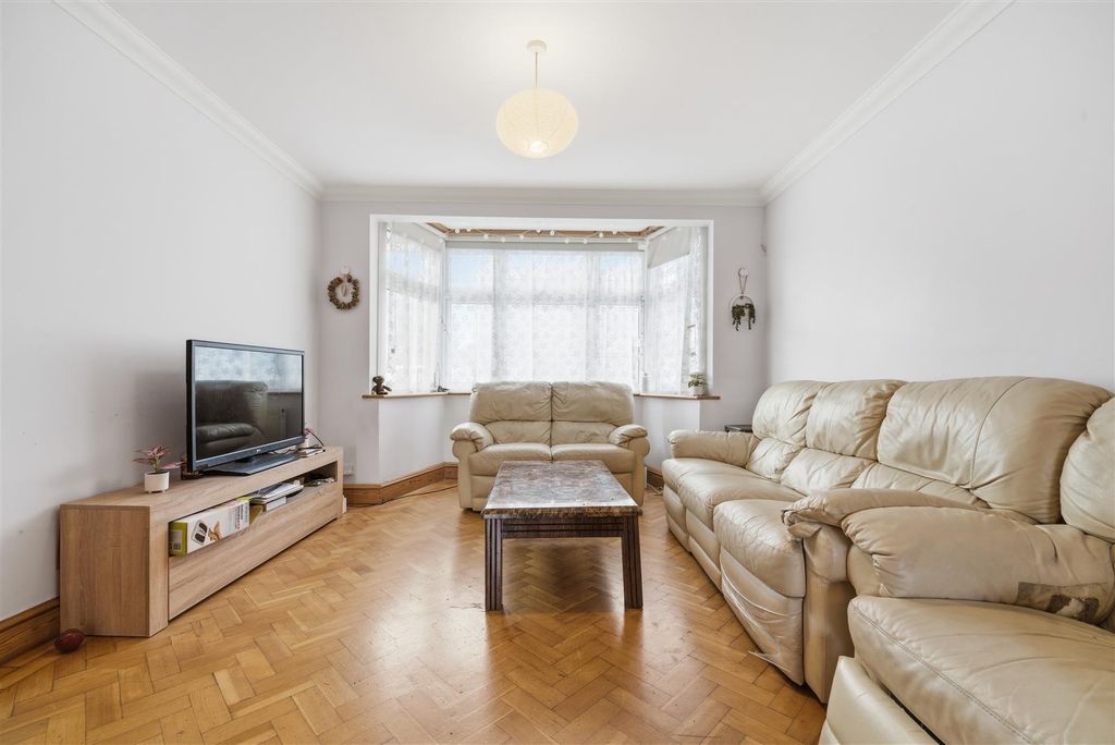 Property photo 2 of 15 Dsc00240.Jpg