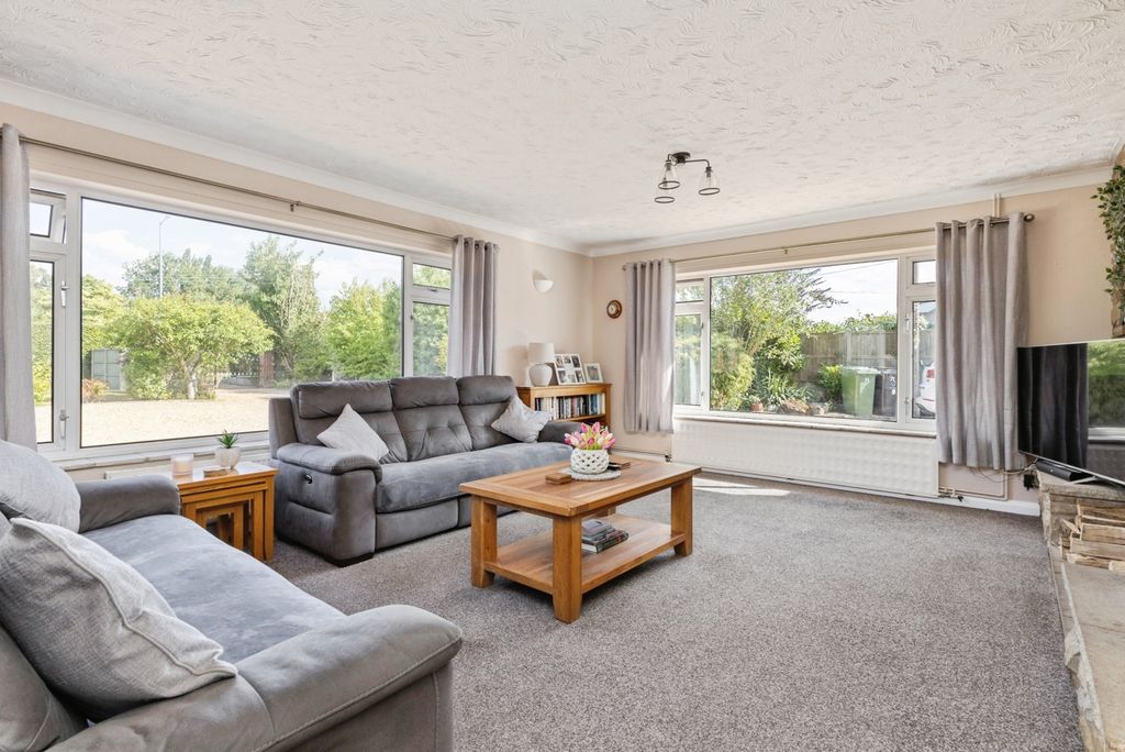 Property photo 3 of 20 Photo