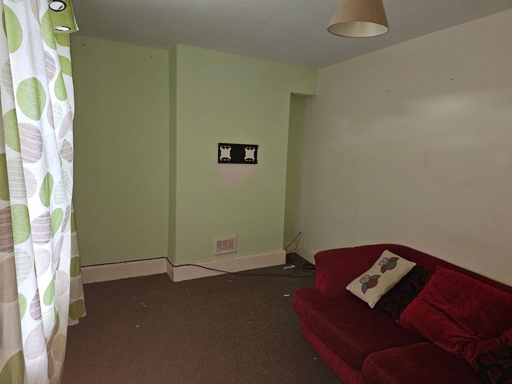 Additional image 4 of 2 bed terraced house for saleRhes Mitre, Pwllheli LL53