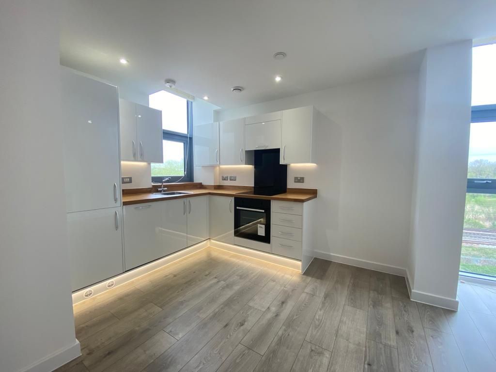 Property photo 2 of 10 Living Room