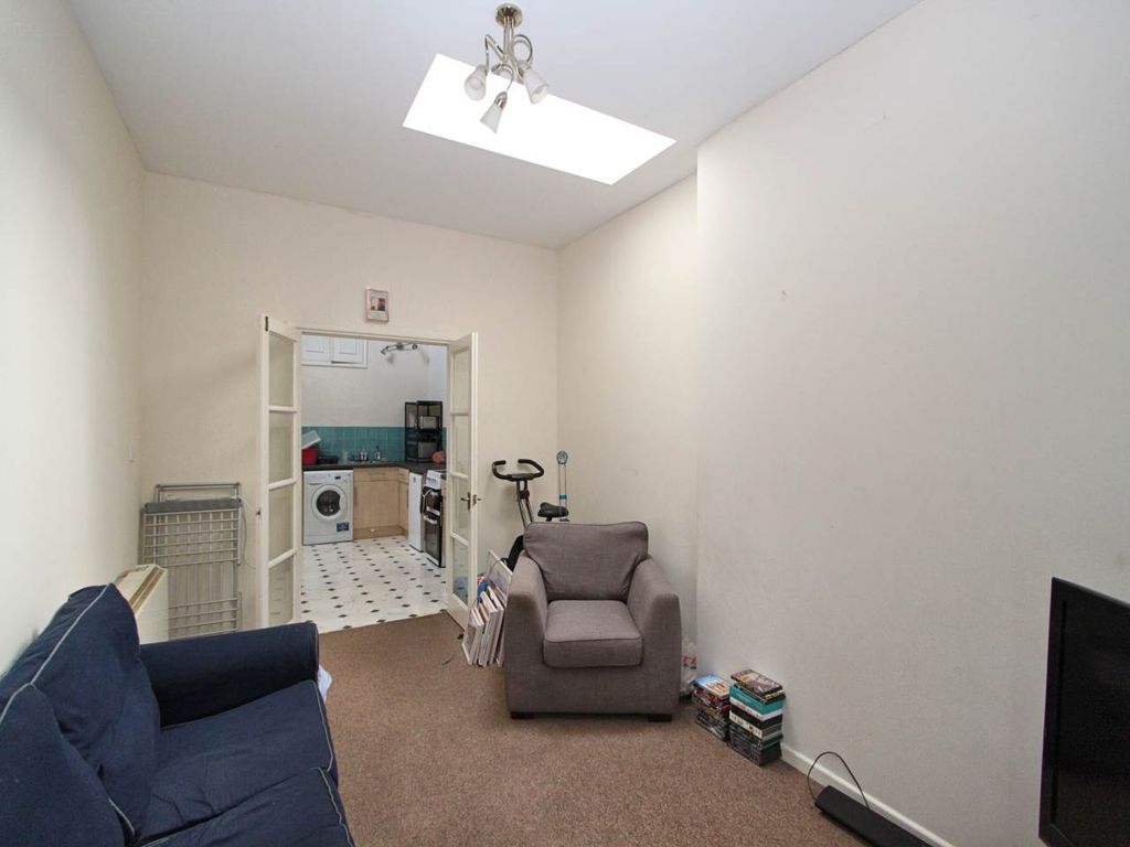 Property photo 3 of 12 Img_6691