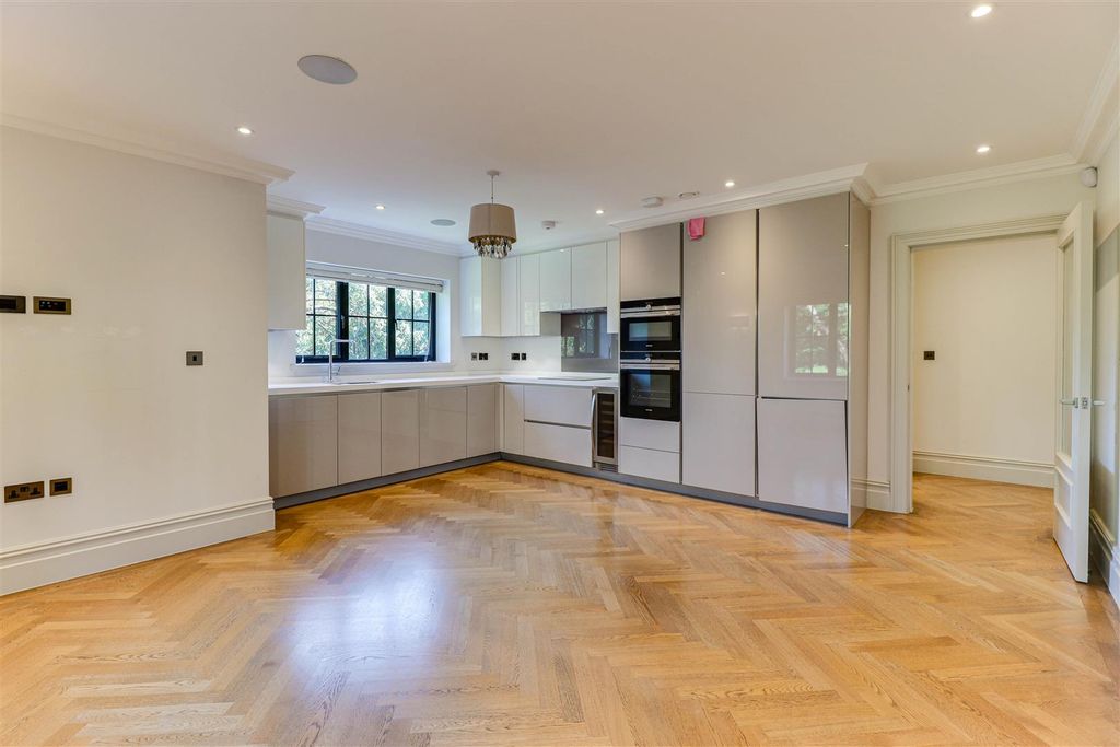 Property photo 2 of 31 13.Jpg