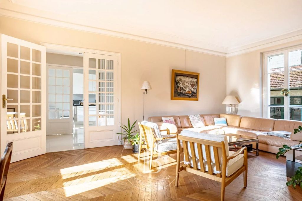 Property photo 3 of 24